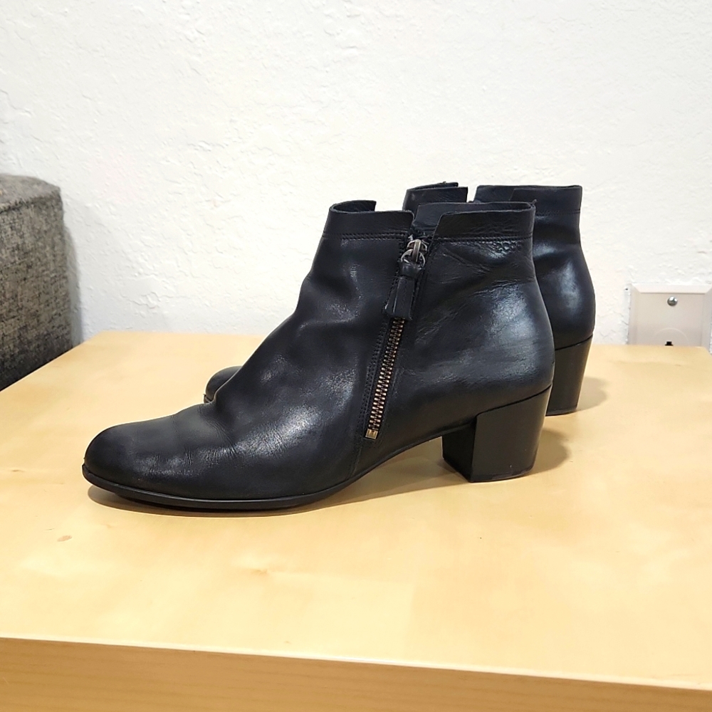 Ecco Ankle Boots